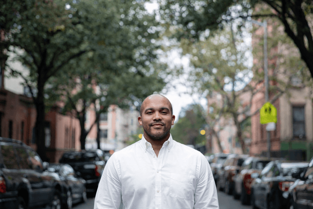 Street scene in Harlem, New York